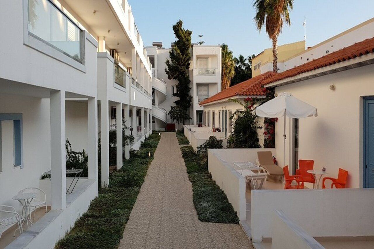 Aegean Blu & Hotel