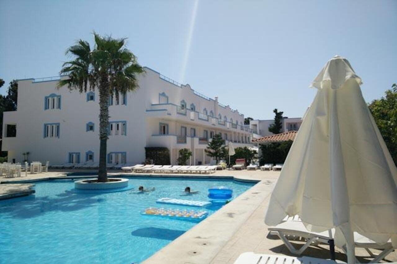 Aegean Blu & Hotel 4*